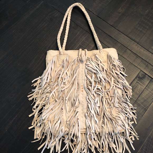 Anthropologie Handbags - Anthropology En Shalla Leather Fringe Tan Bag